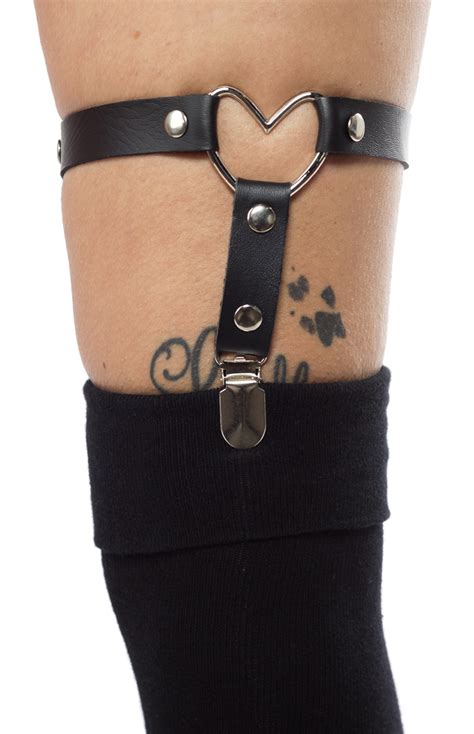 heart leg garter